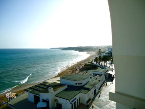 ALGARVE: Frente ao Mar, Armação de Pera (Residente não habitual), 9 meses/ Ano!
