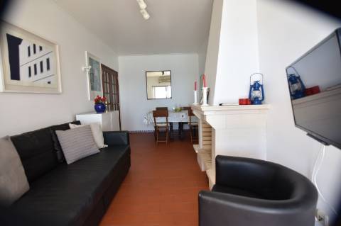 ALGARVE: Frente ao Mar, Armação de Pera (Residente não habitual), 9 meses/ Ano!