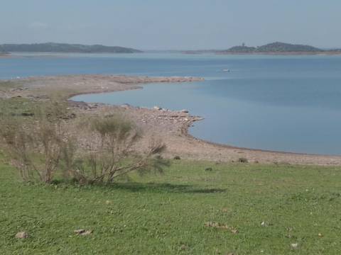 ALQUEVA - Mourão: Investimento Turístico, Herdade + casa particular c/ + 9 Hectares!