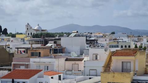 Apartamento usado T2+1 à venda na Fuseta