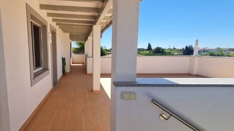 Moradia T3 +1 à venda na tranquila Luz de Tavira