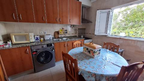 Casa de campo com várias divisões á venda em Luz de Tavira