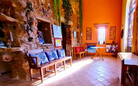 Moradia T3 com piscina á venda em Quelfes, Olhão