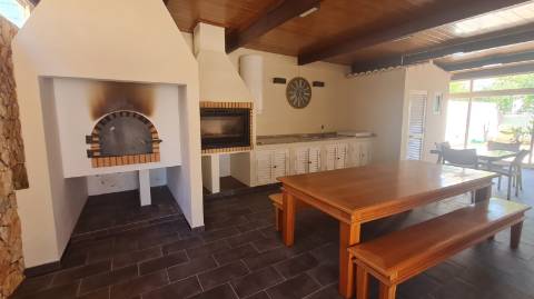 Vivenda V4 á venda em Tavira