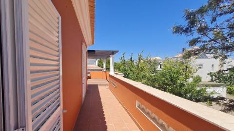 Vivenda V4 á venda em Tavira