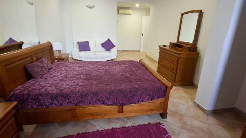 Apartamento T2 à venda no centro de Tavira
