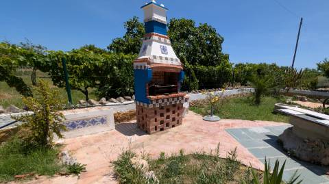 Casa de campo T4 com piscina á venda em Luz de Tavira