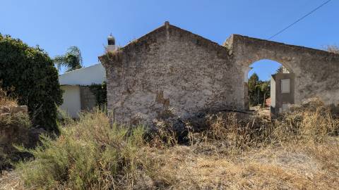 Terreno urbano com ruina à venda na Jordana, Moncarapacho