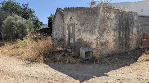 Terreno urbano com ruina à venda na Jordana, Moncarapacho