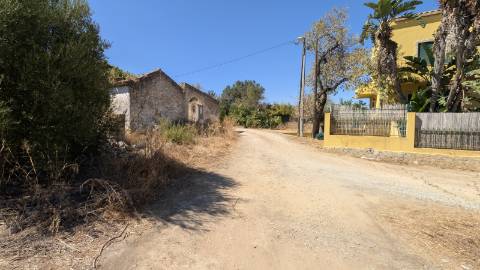 Terreno urbano com ruina à venda na Jordana, Moncarapacho