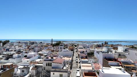 moradia para recuperar à venda na Fuzeta