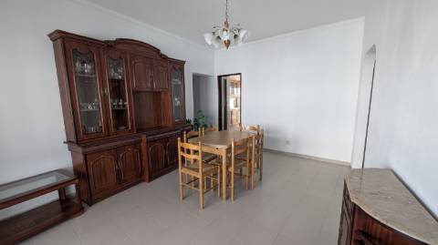 Apartamento T3 imperdível à venda na Luz de Tavira