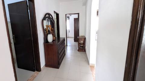 Apartamento T3 imperdível à venda na Luz de Tavira