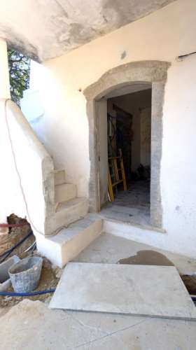 Casa à venda em Luz de Tavira em fase final de recuperação