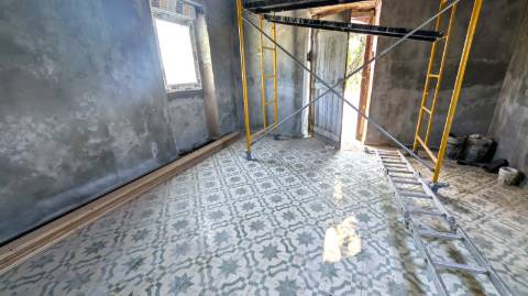 Casa à venda em Luz de Tavira em fase final de recuperação