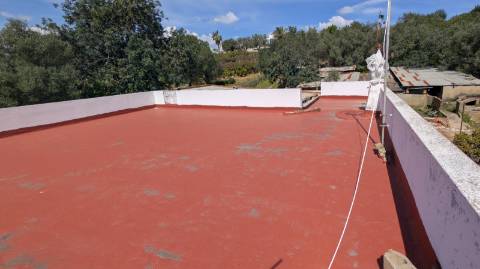 Dois imóveis numa propriedade: oportunidade em Santo Estêvão, Tavira