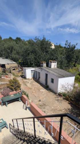 Dois imóveis numa propriedade: oportunidade em Santo Estêvão, Tavira