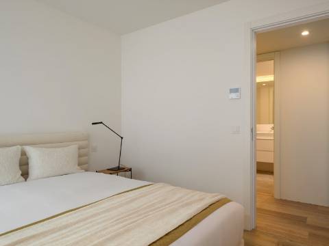 Apartamento T2 - Rua Carlos George s/n - Olivais - Lisboa