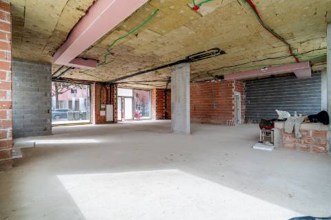 Espaço Comercial - Edificio O'Living - Invista em Duas Lojas no O'Living e Potencie o Seu Negócio