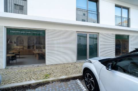 Espaço Comercial - Edificio O'Living - Invista em Duas Lojas no O'Living e Potencie o Seu Negócio