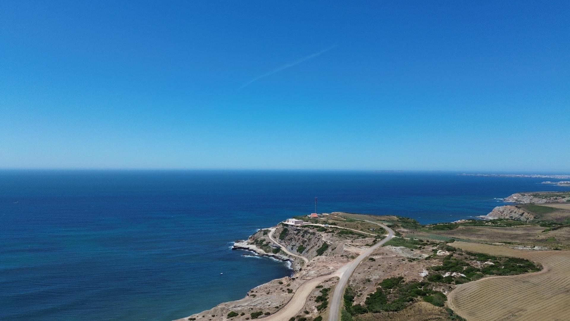 Oportunidade Única: Terreno Premium Junto ao Forte de Paimogo