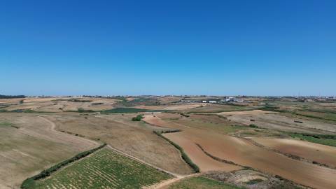 Oportunidade Única: Terreno Premium Junto ao Forte de Paimogo