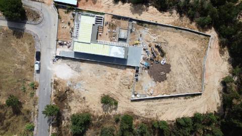 MORADIA T4 TÉRREA A ESTREAR - CASAIS DOS BRITOS - AZAMBUJA