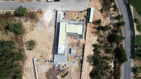 MORADIA T4 TÉRREA A ESTREAR - CASAIS DOS BRITOS - AZAMBUJA