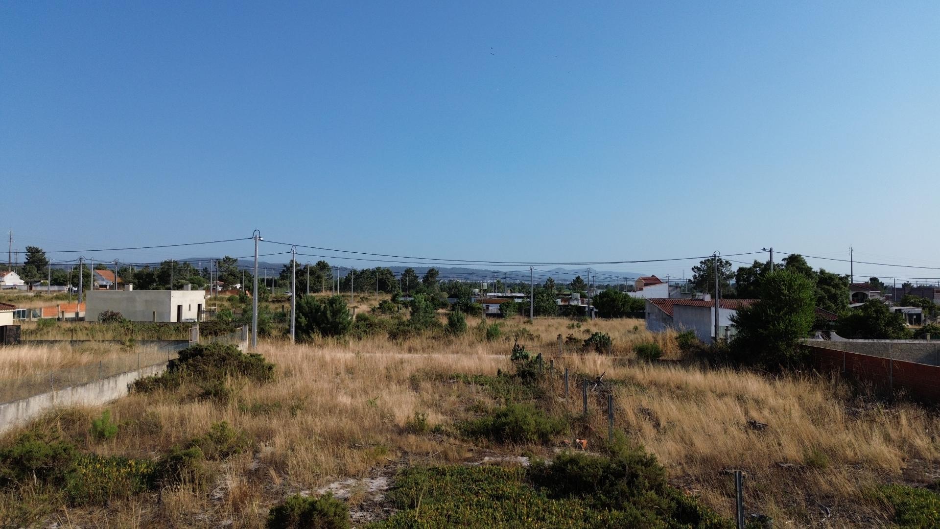 TERRENO COM 1.230m2 - PINHAL DAS FORMAS - PALMELA