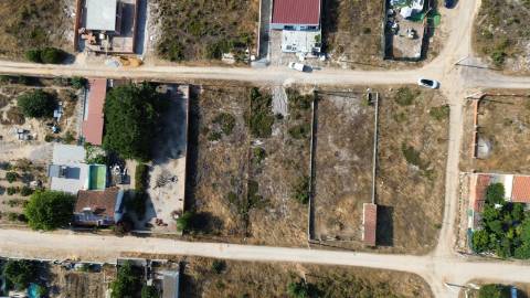 TERRENO COM 1.230m2 - PINHAL DAS FORMAS - PALMELA