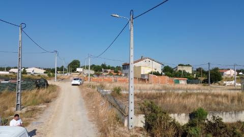 TERRENO COM 1.230m2 - PINHAL DAS FORMAS - PALMELA