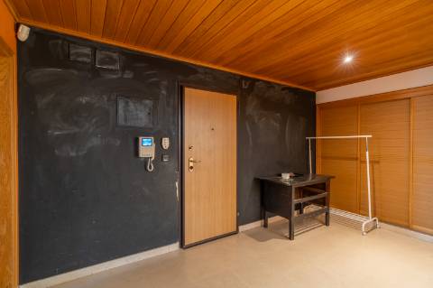 VENDE-SE T3 COM TERRAÇO E GARAGEM EM CARCAVELOS