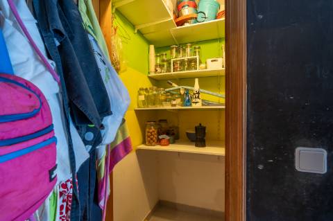 VENDE-SE T3 COM TERRAÇO E GARAGEM EM CARCAVELOS