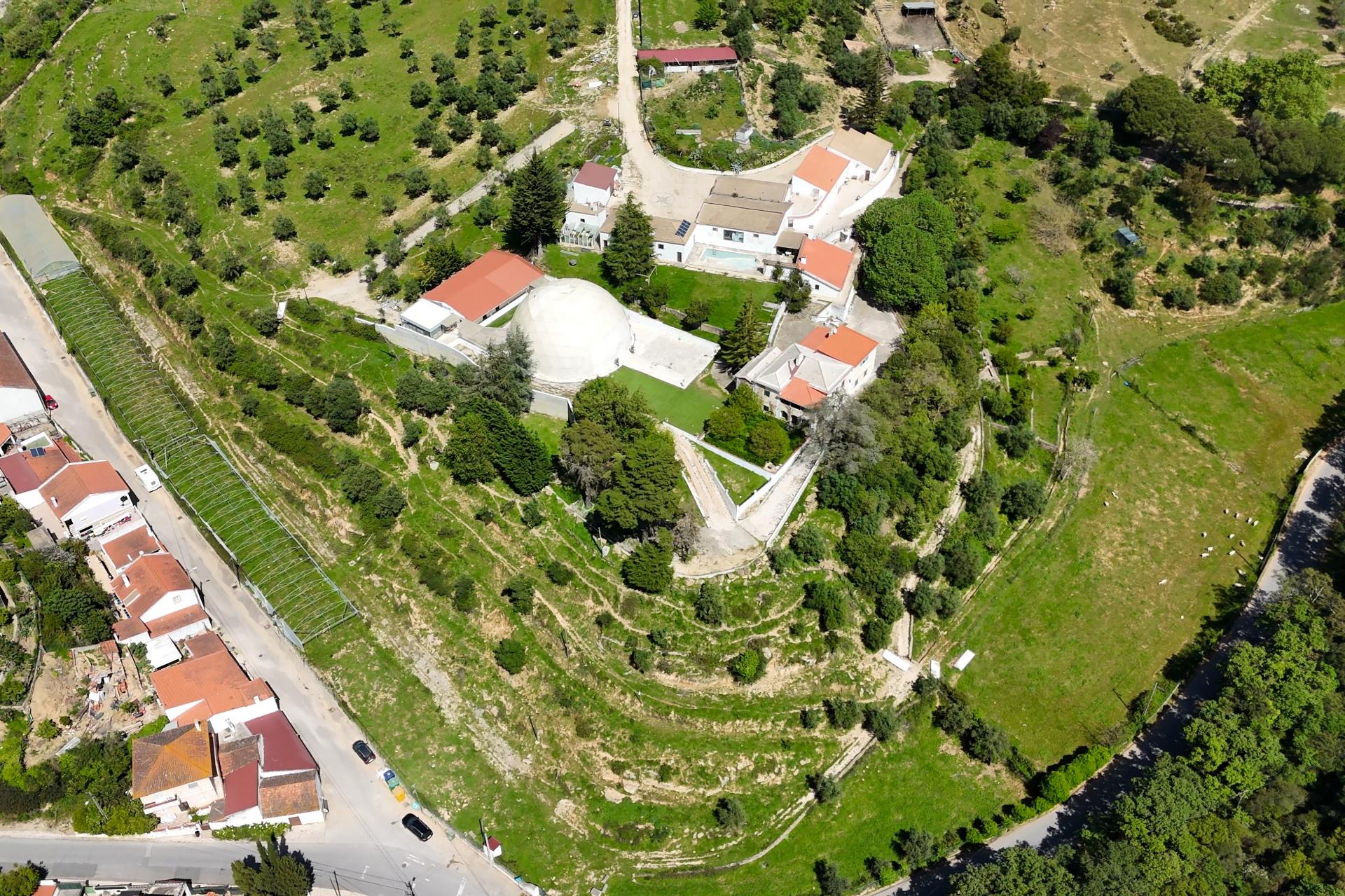 Quinta com Alojamento Turístico para Venda no Fiandal em Alenquer