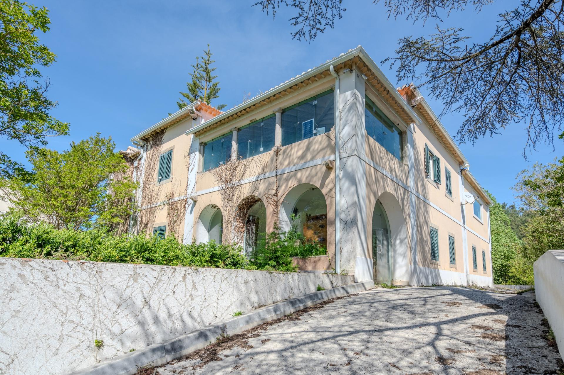 Quinta com Alojamento Turístico para Venda no Fiandal em Alenquer