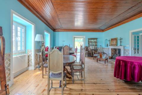 Quinta com Alojamento Turístico para Venda no Fiandal em Alenquer