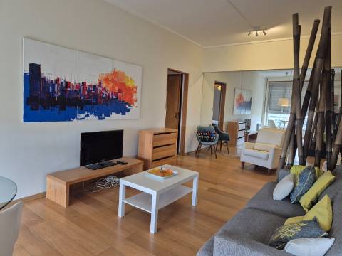 T1 Luminoso em Campolide num 13º Andar - Excelente Localização