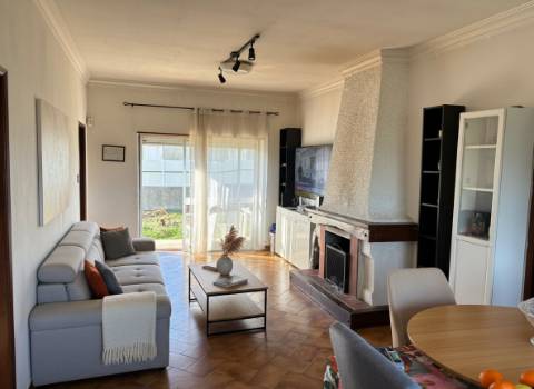 Descubra o refúgio perfeito para a sua família, com espaço e conforto em Vila Nova de Casével - Santarém