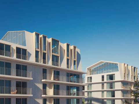 Apartamento T3 Duplex - Rua Carlos George s/n - Olivais - Lisboa