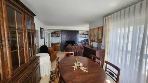 T2 remodelado, com Conforto, Eficiência no Centro da Guarda! BONFIM