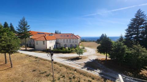 T2 remodelado, com Conforto, Eficiência no Centro da Guarda! BONFIM