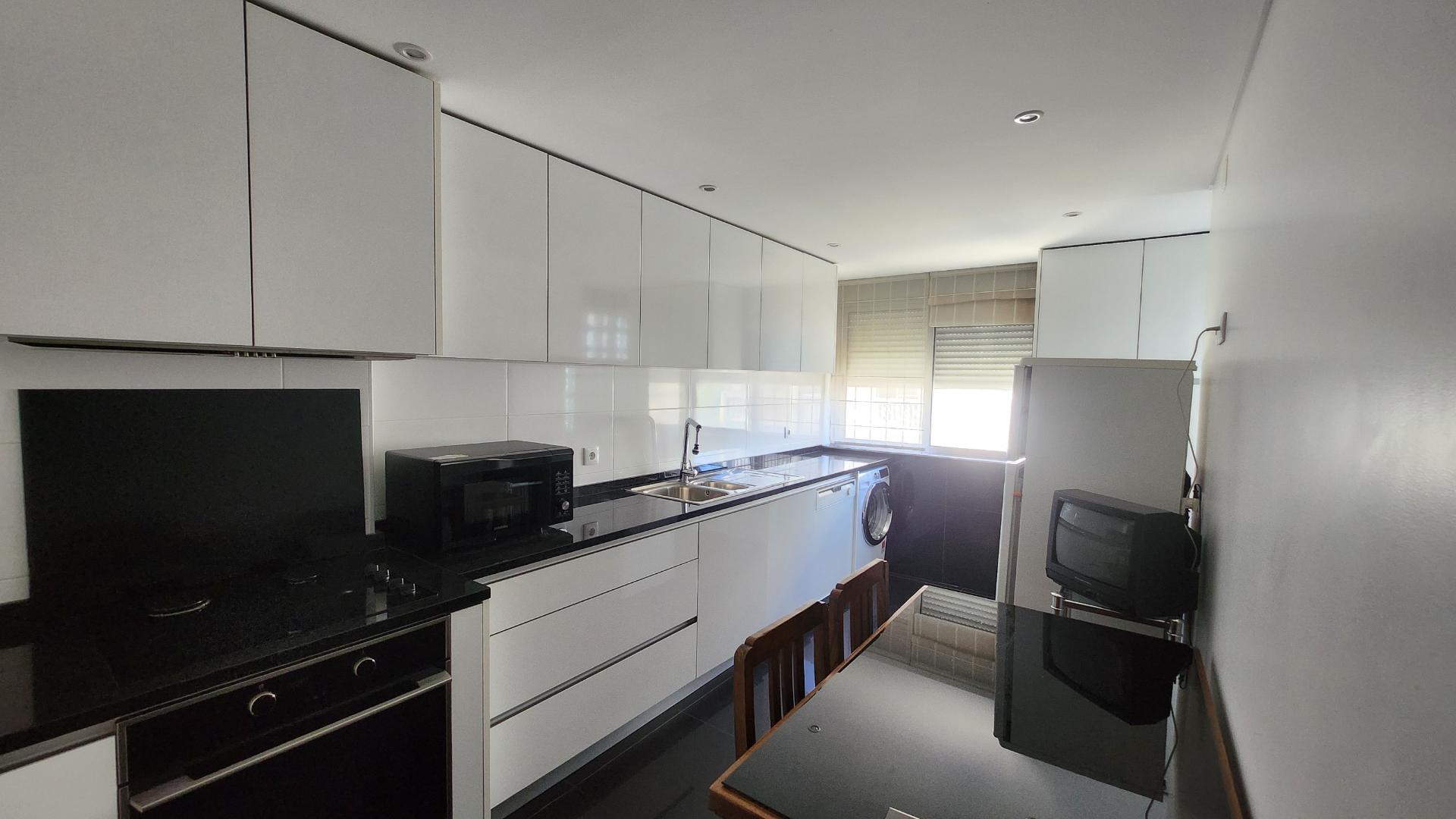 ARRENDAMENTO - T2 remodelado, Guarda- BONFIM