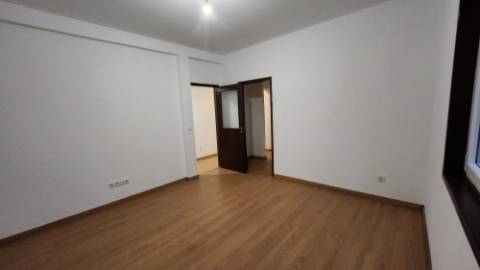 T4, ARRENDAMENTO, CENTRO, Largo de São João