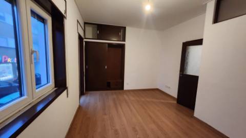 T4, ARRENDAMENTO, CENTRO, Largo de São João