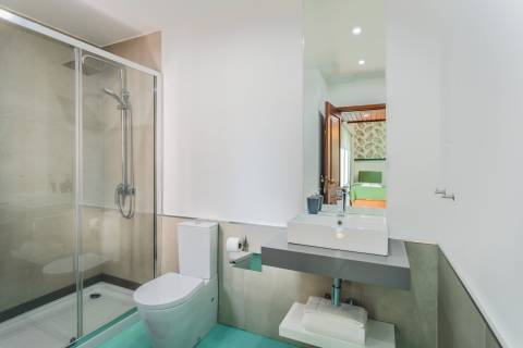 Moradia fantástica com 10 suites e espaço exterior a cerca de 100 metros do centro de Aveiro