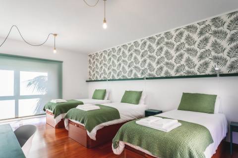 Moradia fantástica com 10 suites e espaço exterior a cerca de 100 metros do centro de Aveiro