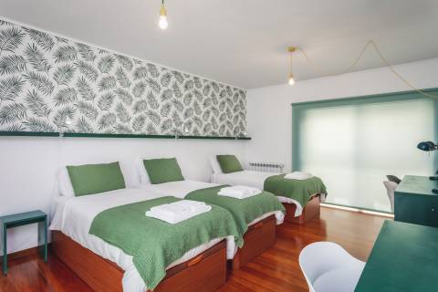 Moradia fantástica com 10 suites e espaço exterior a cerca de 100 metros do centro de Aveiro