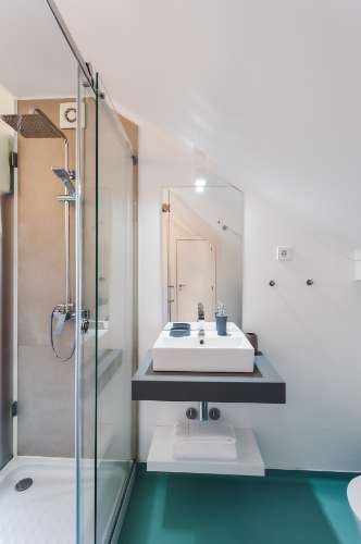 Moradia fantástica com 10 suites e espaço exterior a cerca de 100 metros do centro de Aveiro