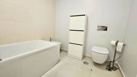 Apartamento T2 em condomínio privado com piscina e lugar de garagem