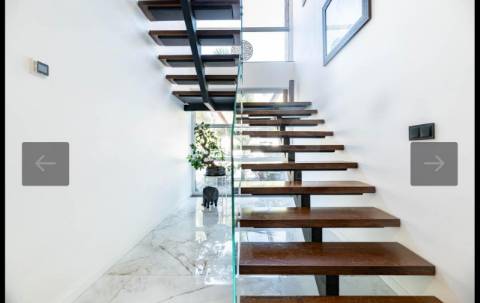 Moradia excelente T4 em Santo Estevão com excelentes áreas, ginásio, piscina de areia e jardim de inverno